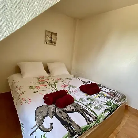 Holiday home Maison Pour 4 Personnes Avec Terrasse *